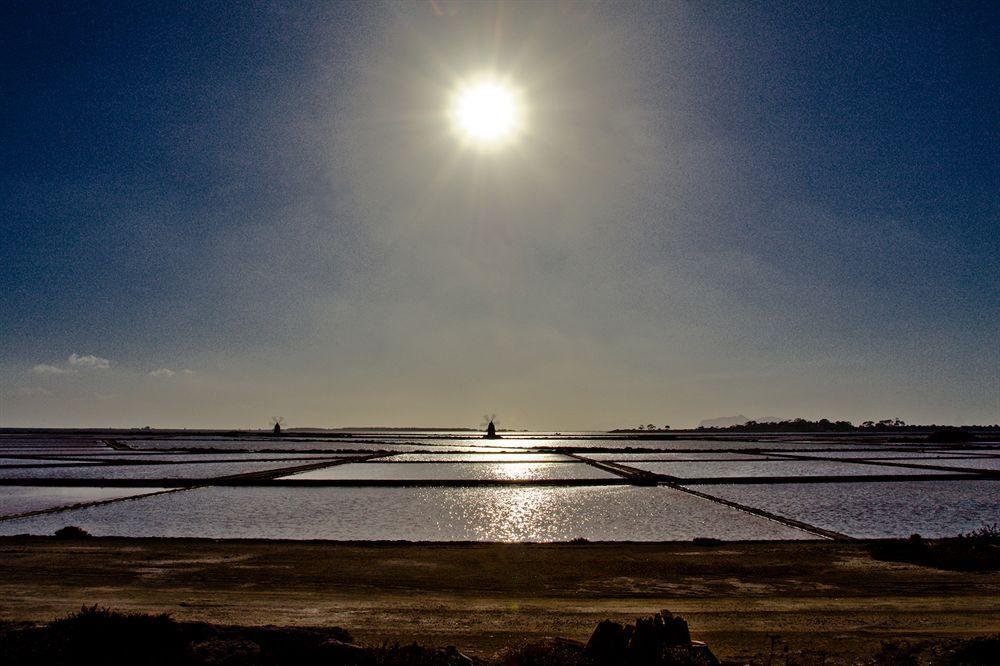 Le Saline Hotel Paceco Bagian luar foto